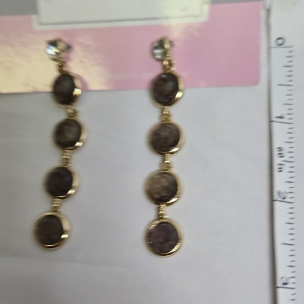 Paperdolls Drop Earrings, New - Picture 4 of 5